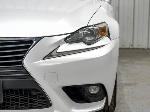 Used 2016 Lexus IS 200t RWD image 38