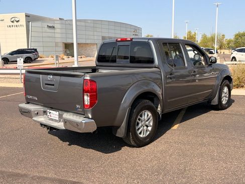 Used 2017 Nissan Frontier SV w/ SV Value Truck Package RWD image 6