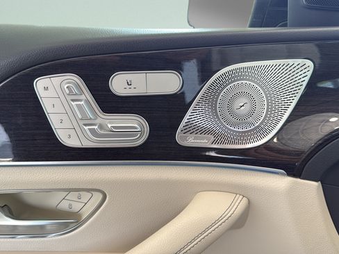 Used 2020 Mercedes-Benz GLE 350 4MATIC image 9
