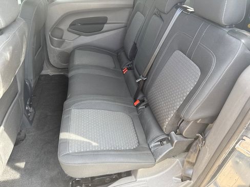 Used 2022 Ford Transit Connect XLT image 19