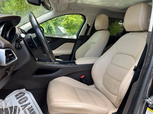 Used 2018 Jaguar F-PACE Prestige AWD/4WD image 13