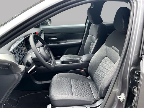 New 2026 Nissan Kicks SV FWD image 9