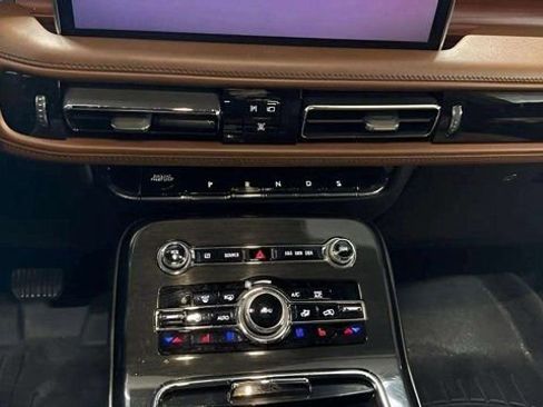 Used 2023 Lincoln Nautilus Reserve w/ Equipment Group 202A image 32