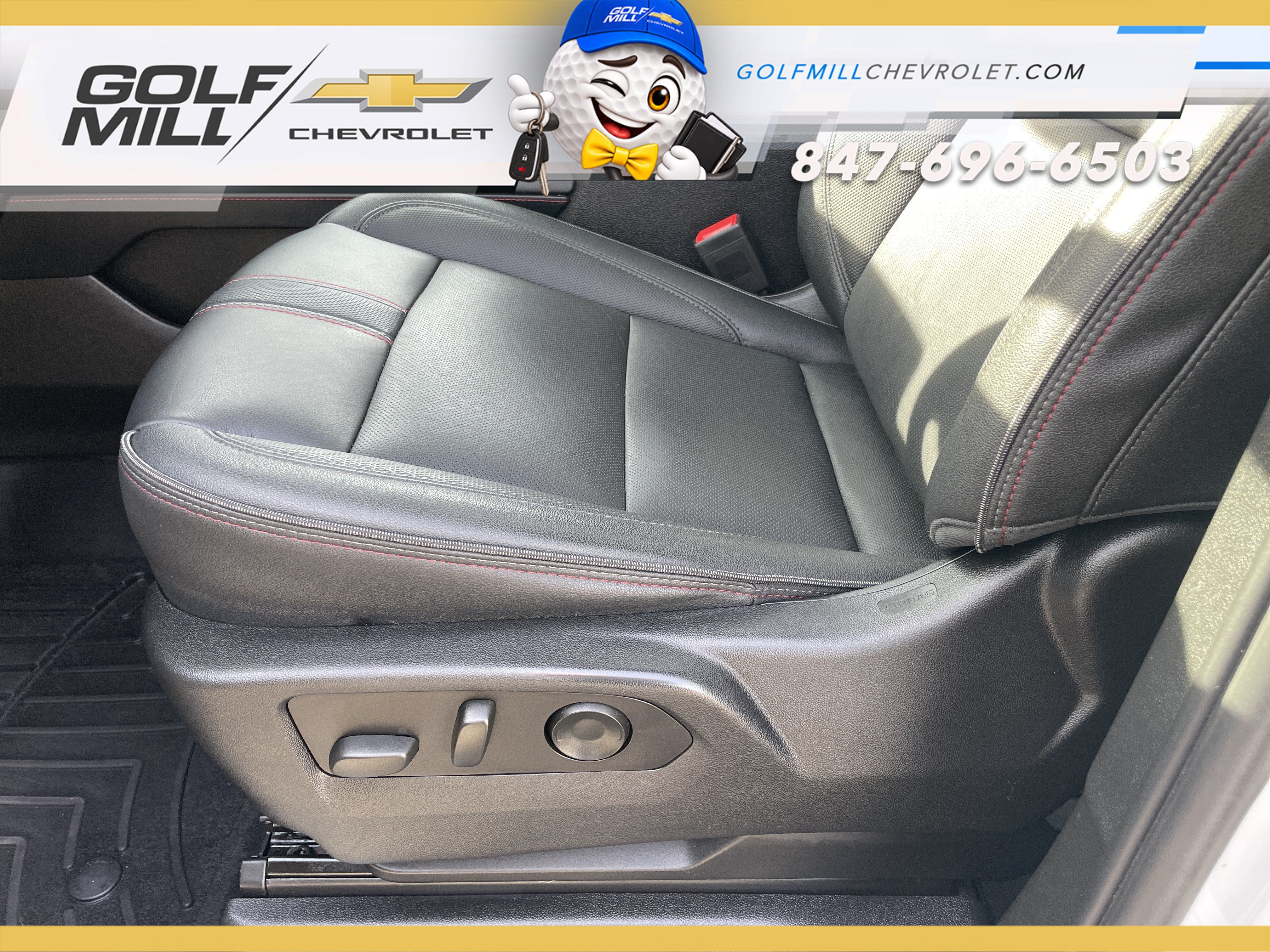 Used 2023 Chevrolet Tahoe RST w/ Max Trailering Package AWD/4WD image 16