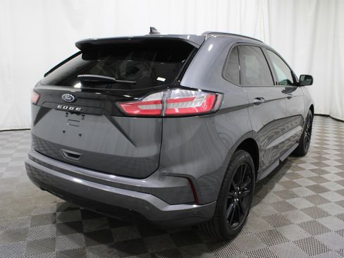 Used 2022 Ford Edge ST-Line image 30