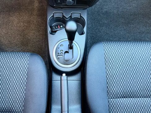 Used 2013 Suzuki SX4 AWD Hatchback image 19