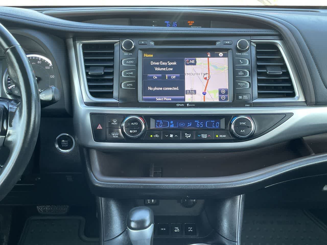 Used 2015 Toyota Highlander XLE AWD/4WD image 13