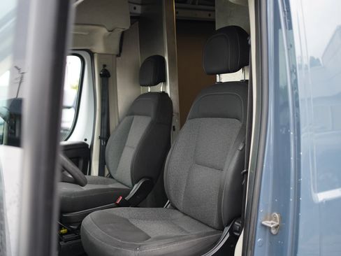 Used 2018 RAM ProMaster 2500 FWD image 19