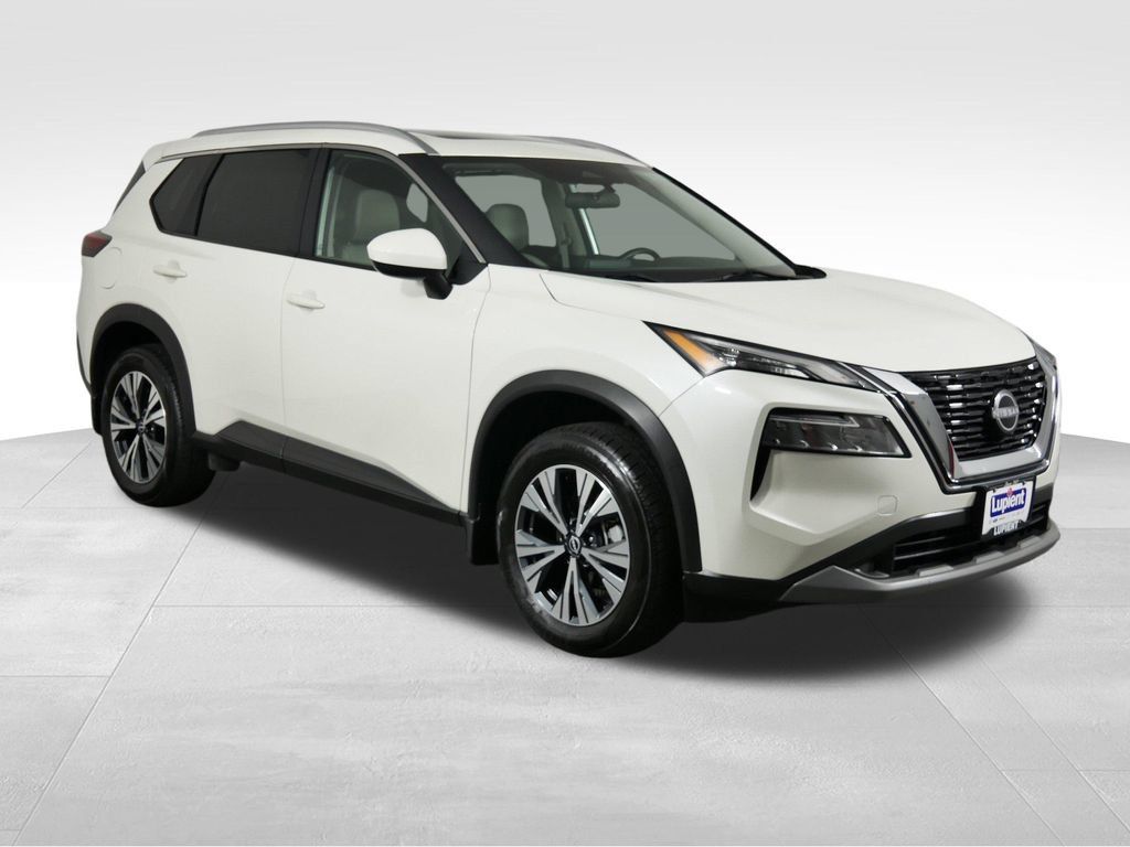 Used 2023 Nissan Rogue SV w/ SV Premium B Package AWD/4WD image 2