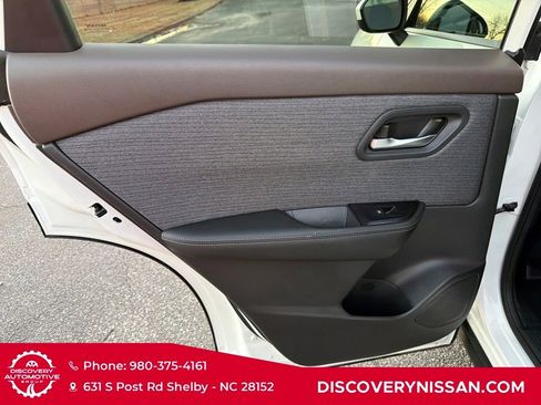 Certified 2023 Nissan Rogue SV image 30