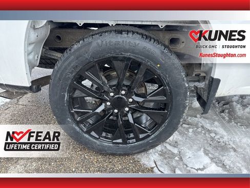 Used 2025 Chevrolet Silverado 1500 LT w/ Work Truck Package AWD/4WD image 14