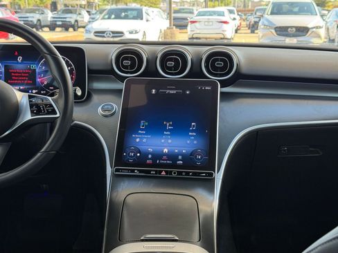 Used 2024 Mercedes-Benz C 300 4MATIC Sedan image 18