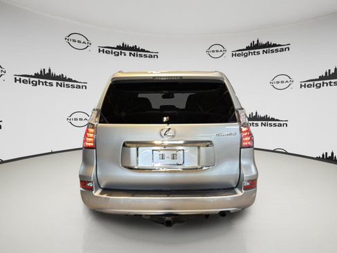 Used 2015 Lexus GX 460 w/ Premium Package AWD/4WD image 4