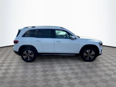 Used 2025 Mercedes-Benz GLB 250 image 5