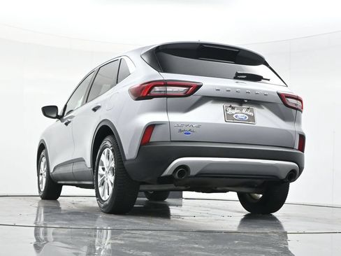 Used 2024 Ford Escape Active w/ Cold Weather Package FWD image 41