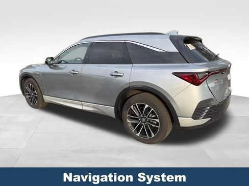 Used 2024 Acura ZDX A-Spec image 5