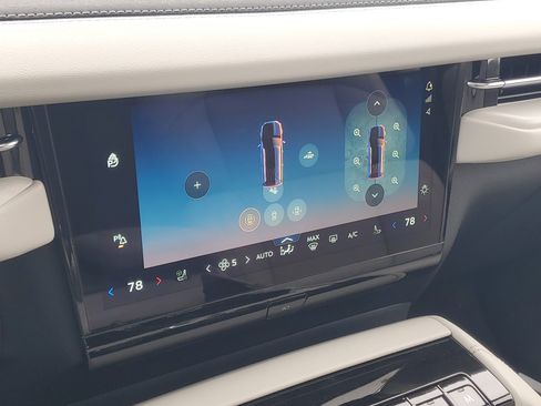 New 2026 Lincoln Navigator L Reserve image 24