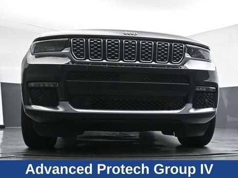 Used 2023 Jeep Grand Cherokee L Summit AWD/4WD image 29