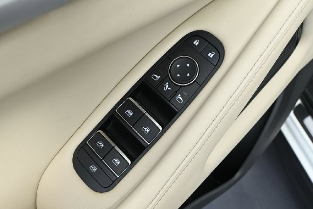 Used 2023 INFINITI QX60 Luxe AWD/4WD image 15