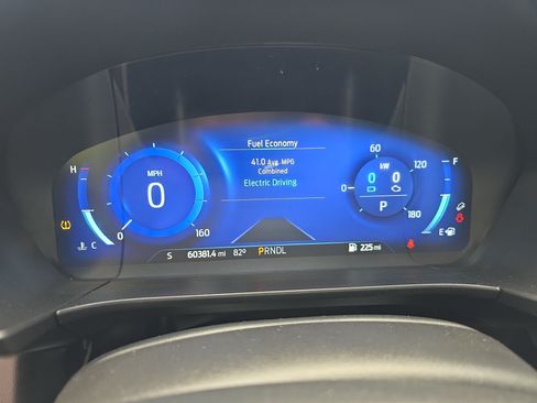 Used 2020 Ford Escape SE Sport FWD image 18