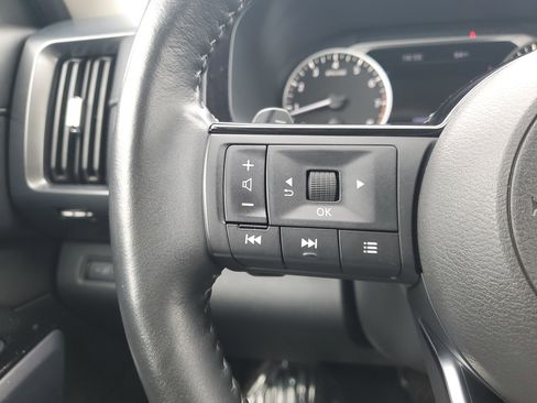 Certified 2023 Nissan Pathfinder SL image 19