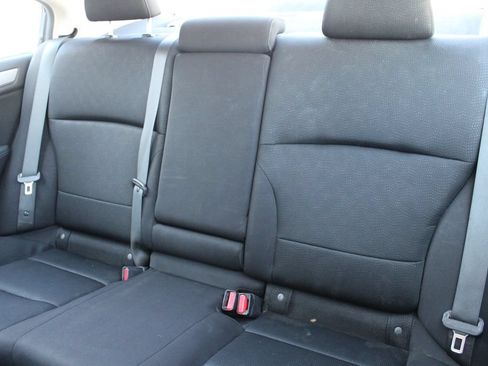 Used 2016 Subaru Legacy 2.5i Premium w/ Moonroof Package AWD/4WD image 21