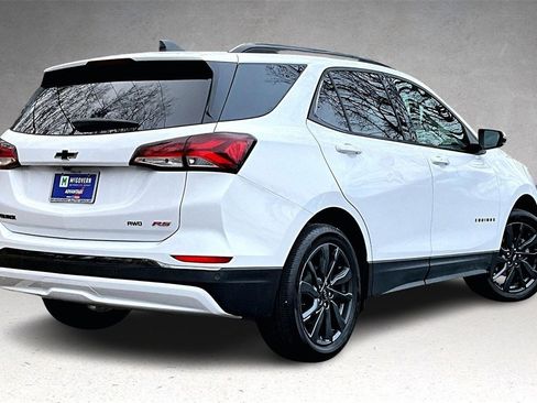 Used 2023 Chevrolet Equinox RS image 6