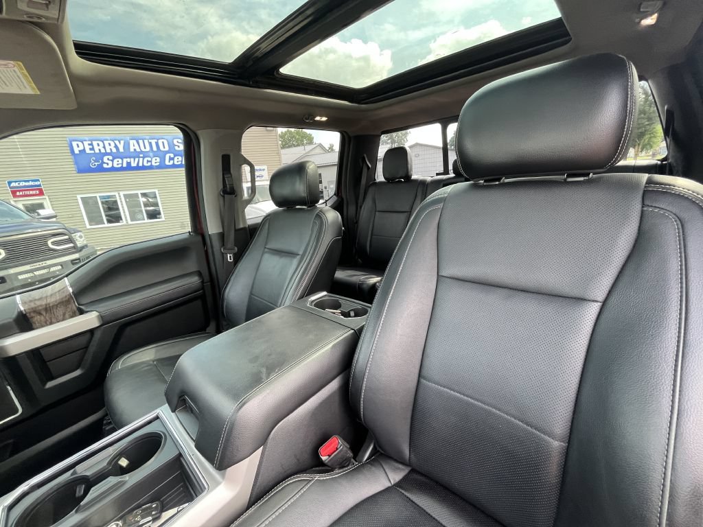 Used 2017 Ford F250 Lariat w/ Lariat Ultimate Package AWD/4WD image 24