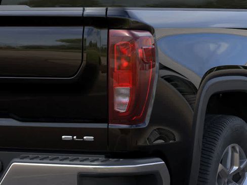 New 2026 GMC Sierra 1500 SLE image 11