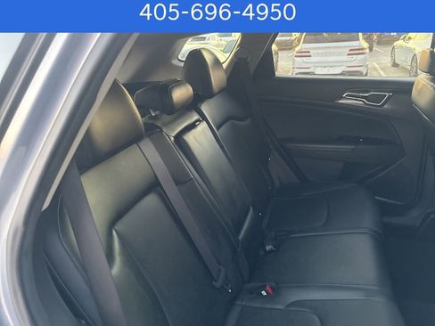 Used 2023 Kia Sportage EX image 31