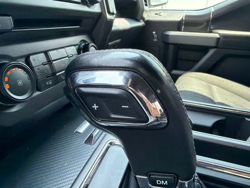Used 2018 Ford F150 XLT w/ Equipment Group 302A Luxury AWD/4WD image 31