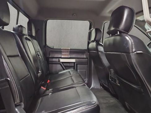 Used 2018 Ford F250 Lariat w/ Chrome Package AWD/4WD image 18