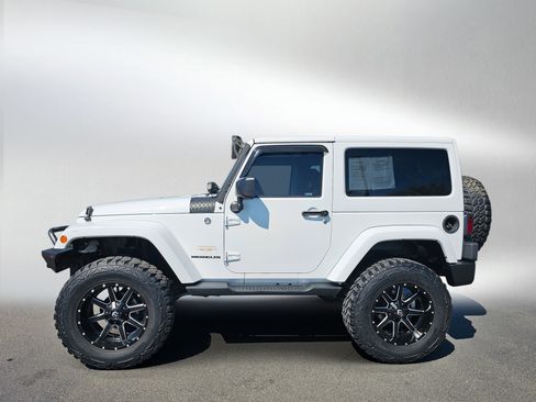 Used 2014 Jeep Wrangler Sahara w/ Connectivity Group image 2
