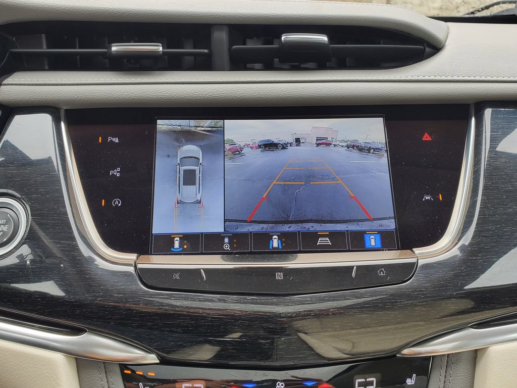 Used 2021 Cadillac XT6 Premium Luxury AWD/4WD image 29