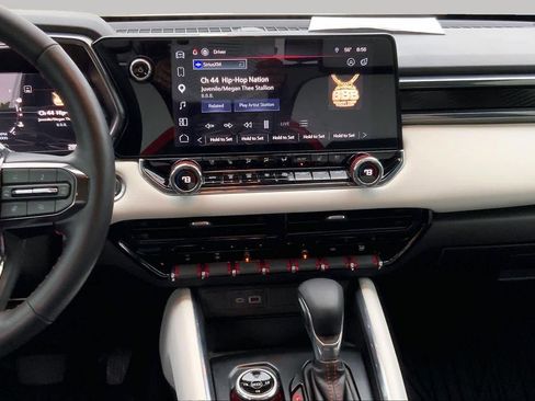 Certified 2024 GMC Canyon AT4X AWD/4WD image 7