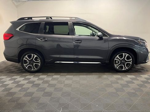 Used 2023 Subaru Ascent Limited w/ Technology Package AWD/4WD image 4