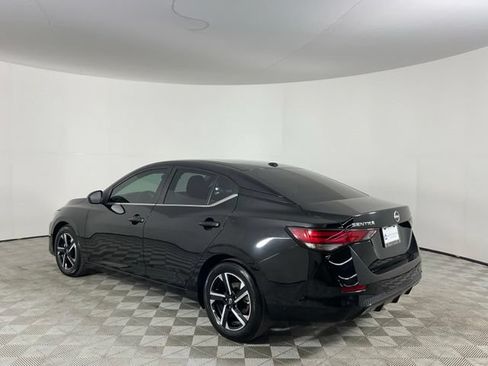 Used 2024 Nissan Sentra SV FWD image 8