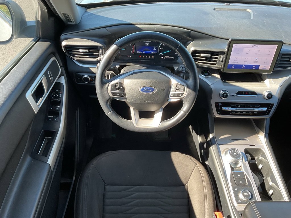 Used 2020 Ford Explorer XLT w/ Comfort Package AWD/4WD image 15