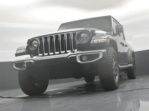 Used 2022 Jeep Gladiator Overland w/ Popular Equipment Package AWD/4WD image 45