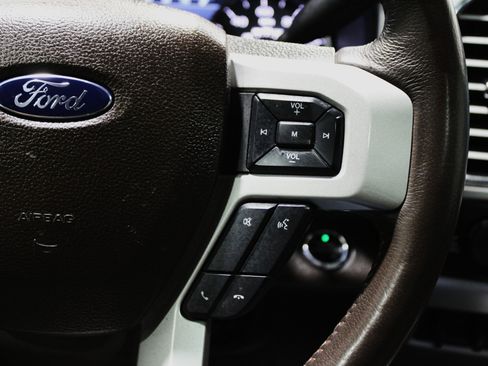 Used 2017 Ford F350 King Ranch w/ King Ranch Ultimate Package image 12
