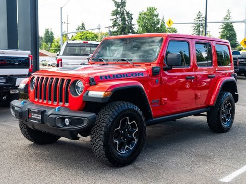 Used 2021 Jeep Wrangler Unlimited Rubicon 4xe w/ Cold Weather Group AWD/4WD image 3