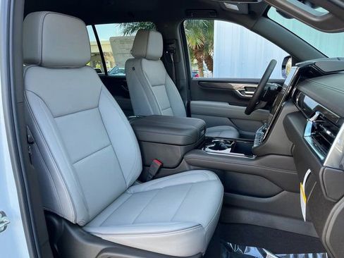 New 2026 GMC Yukon Elevation image 20