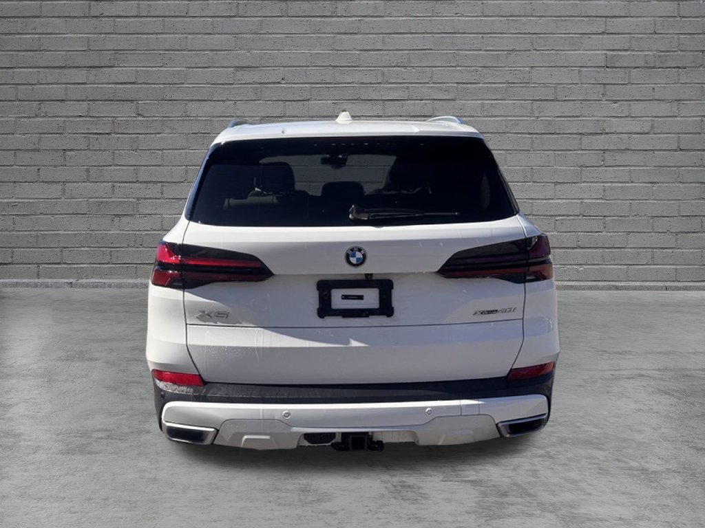 Used 2024 BMW X5 xDrive40i w/ Premium Package AWD/4WD image 5
