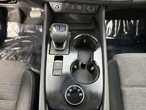 Certified 2022 Nissan Rogue SV AWD/4WD image 18