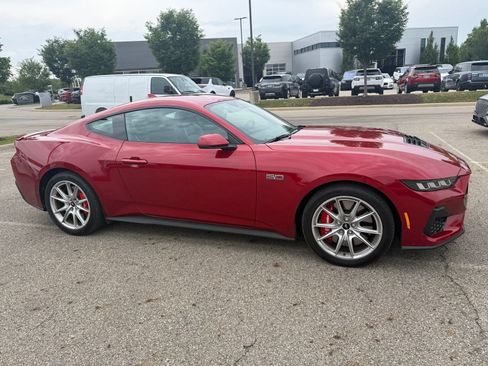 Used 2024 Ford Mustang GT Premium RWD image 4