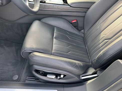 Used 2024 Audi A8 L 3.0T image 15