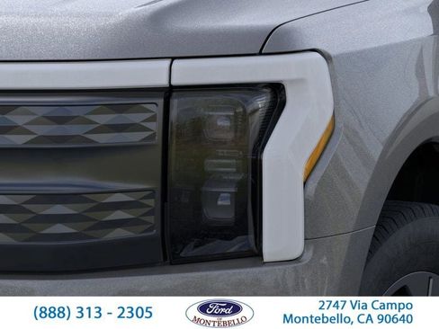 New 2025 Ford F150 Lightning Lariat image 19