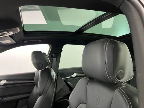 Used 2023 Audi SQ5 Premium Plus w/ Premium Plus Package image 26