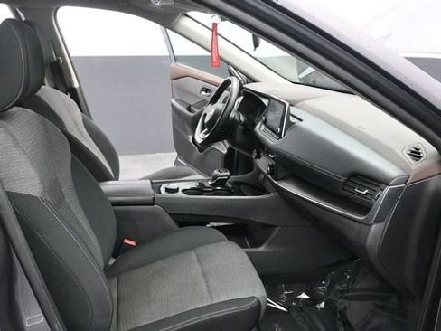 Used 2023 Nissan Rogue SV AWD/4WD image 18