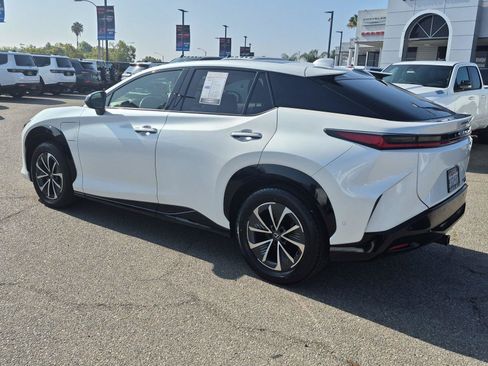 Used 2023 Lexus RZ 450e Premium w/ Technology Package AWD/4WD image 4